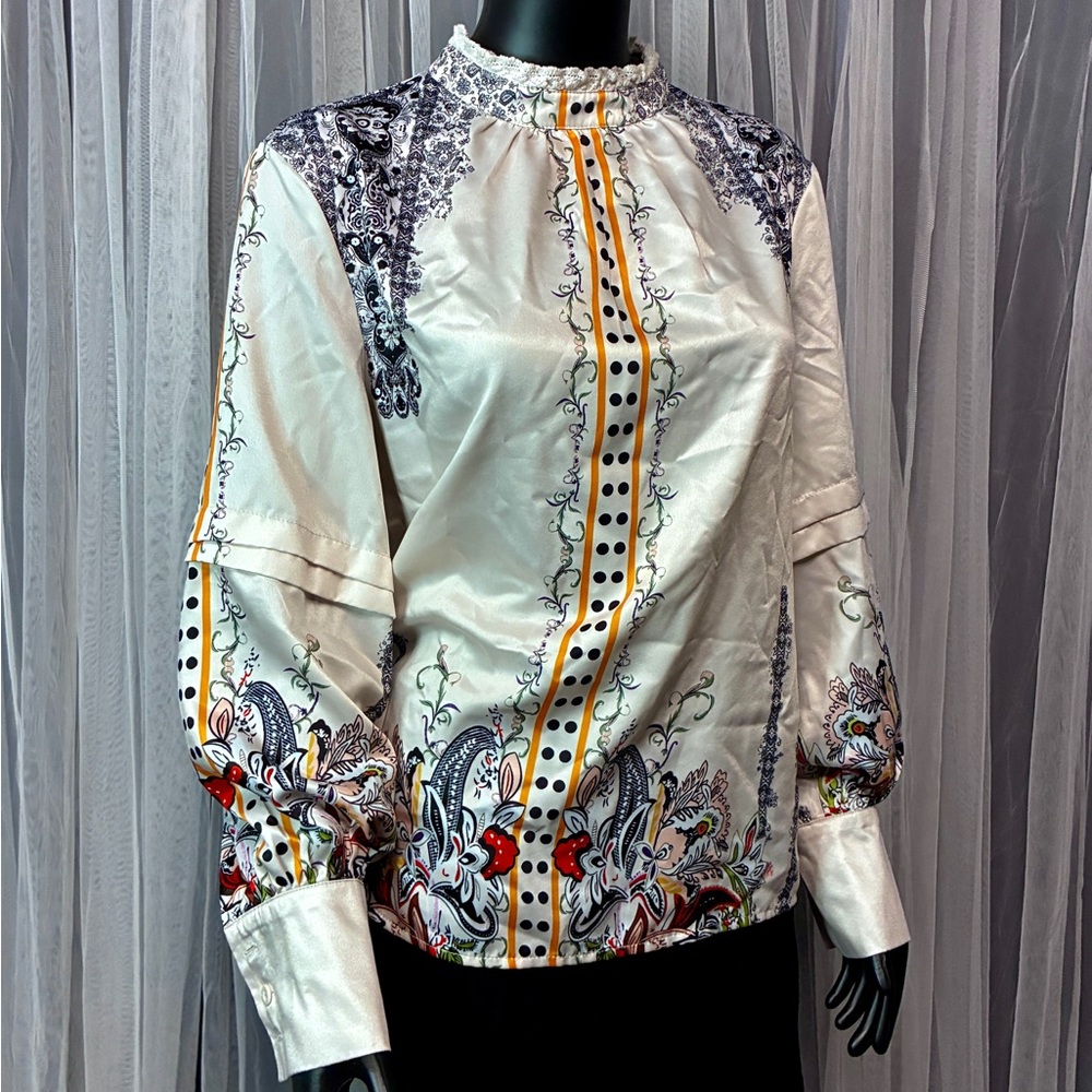 Floral High Neck Blouse with Lace Trim - Picture 2 of 3